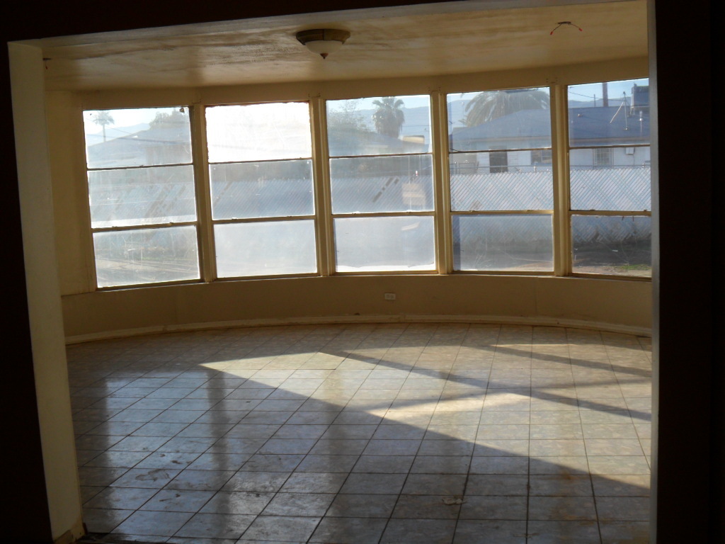 1839 East Chipman Road Phoenix, AZ 85040 - Photo 4 of 25 bonus room