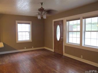 2436 Arthur Street Alton, IL 62002 - Photo 3 of 12 Gallery Image 3