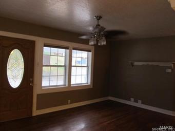 2436 Arthur Street Alton, IL 62002 - Photo 4 of 12 Gallery Image 4