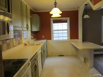2436 Arthur Street Alton, IL 62002 - Photo 5 of 12 Gallery Image 5
