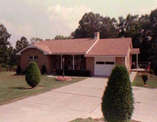3265 Ridge Road Aliquippa, PA 15001 - Photo 1 of 1 Gallery Image 1
