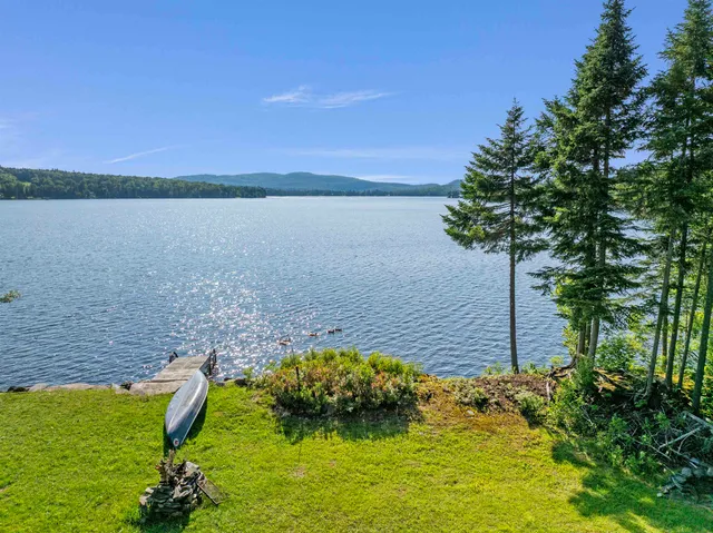 $324,900 | 221 Beach Road, Pittsburg, NH 03592