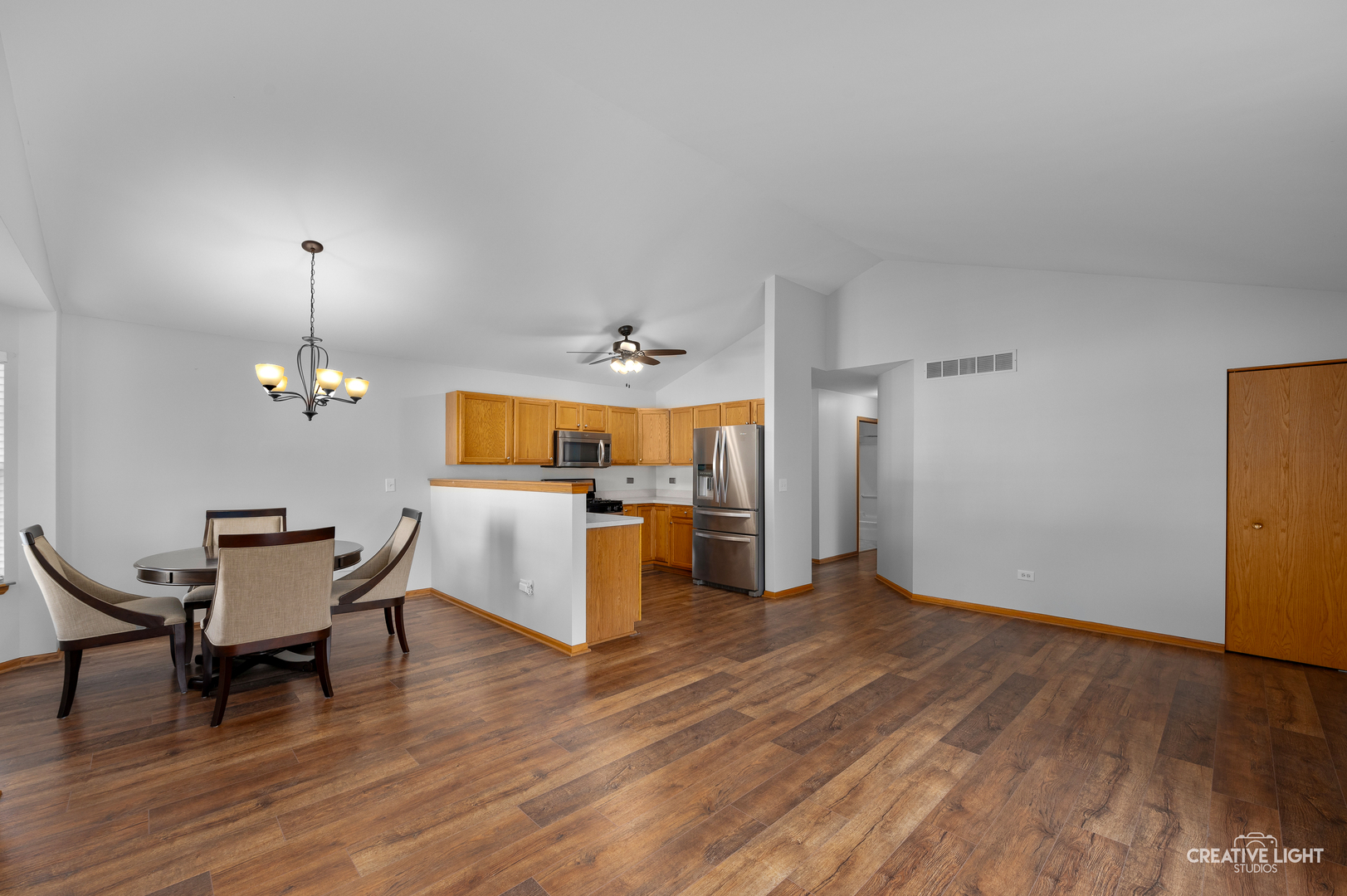 1694 Willow Cir Drive Crest Hill, IL 60403 - Photo 5 of 14