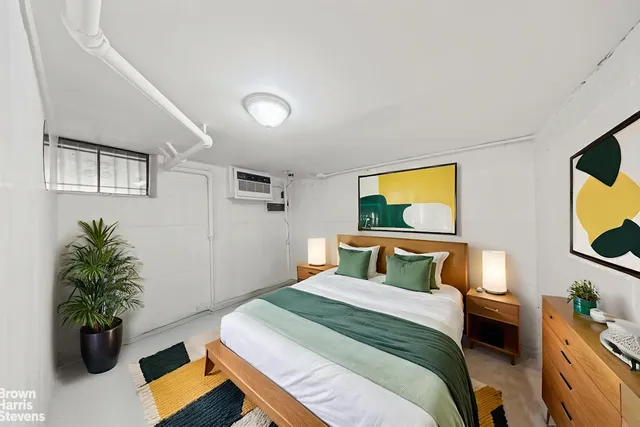 $899,000 | 75-45 Furmanville Avenue | Middle Village