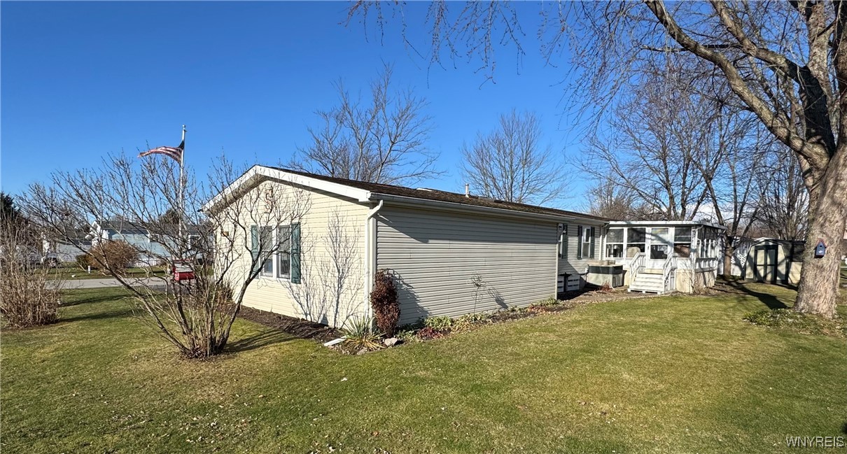 6253 Corwin Station Newfane, NY 14108 - Photo 4 of 18