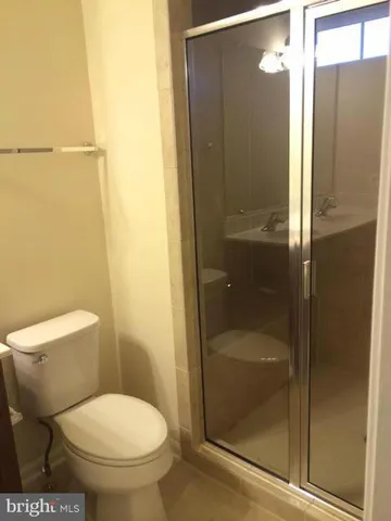 $2,750 | 25631 Pleasant Valley Road, Chantilly, VA 20152