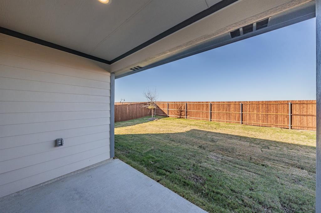764 Primrose Lane Pilot Point, TX 76258 - Photo 35 of 40