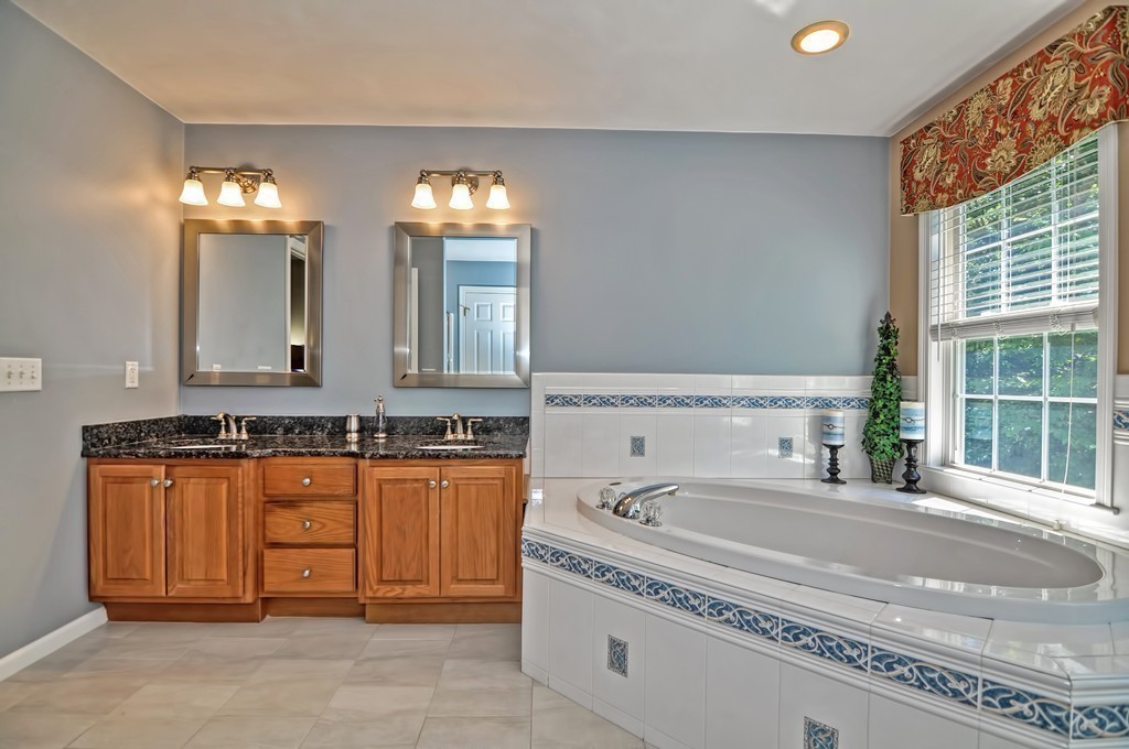 9 Leonard Road Mendon, MA 01756 - Photo 22 of 30 Gallery Image 22