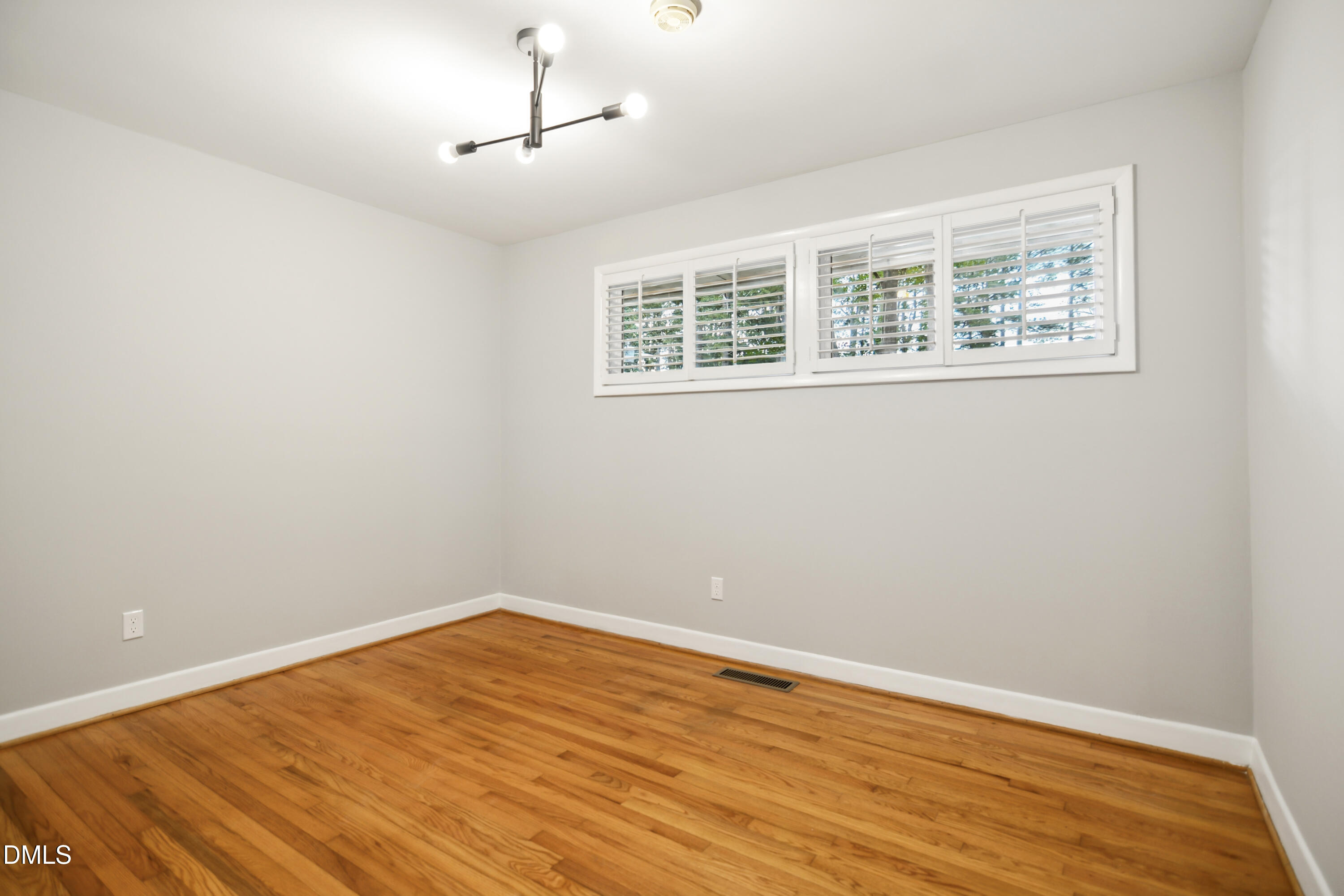 3408 Cherry Lane Raleigh, NC 27607 - Photo 12 of 26 12