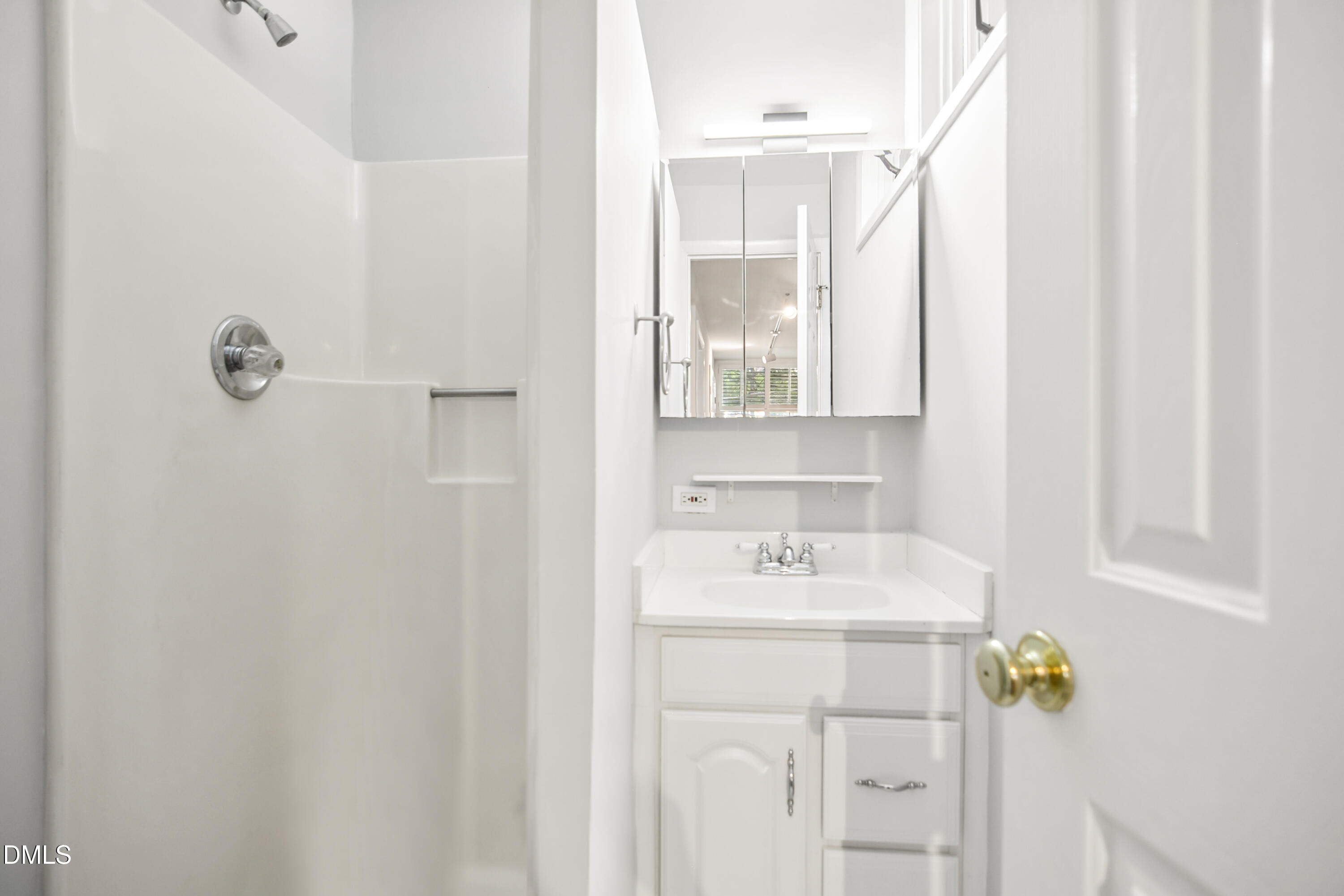 3408 Cherry Lane Raleigh, NC 27607 - Photo 20 of 26 17