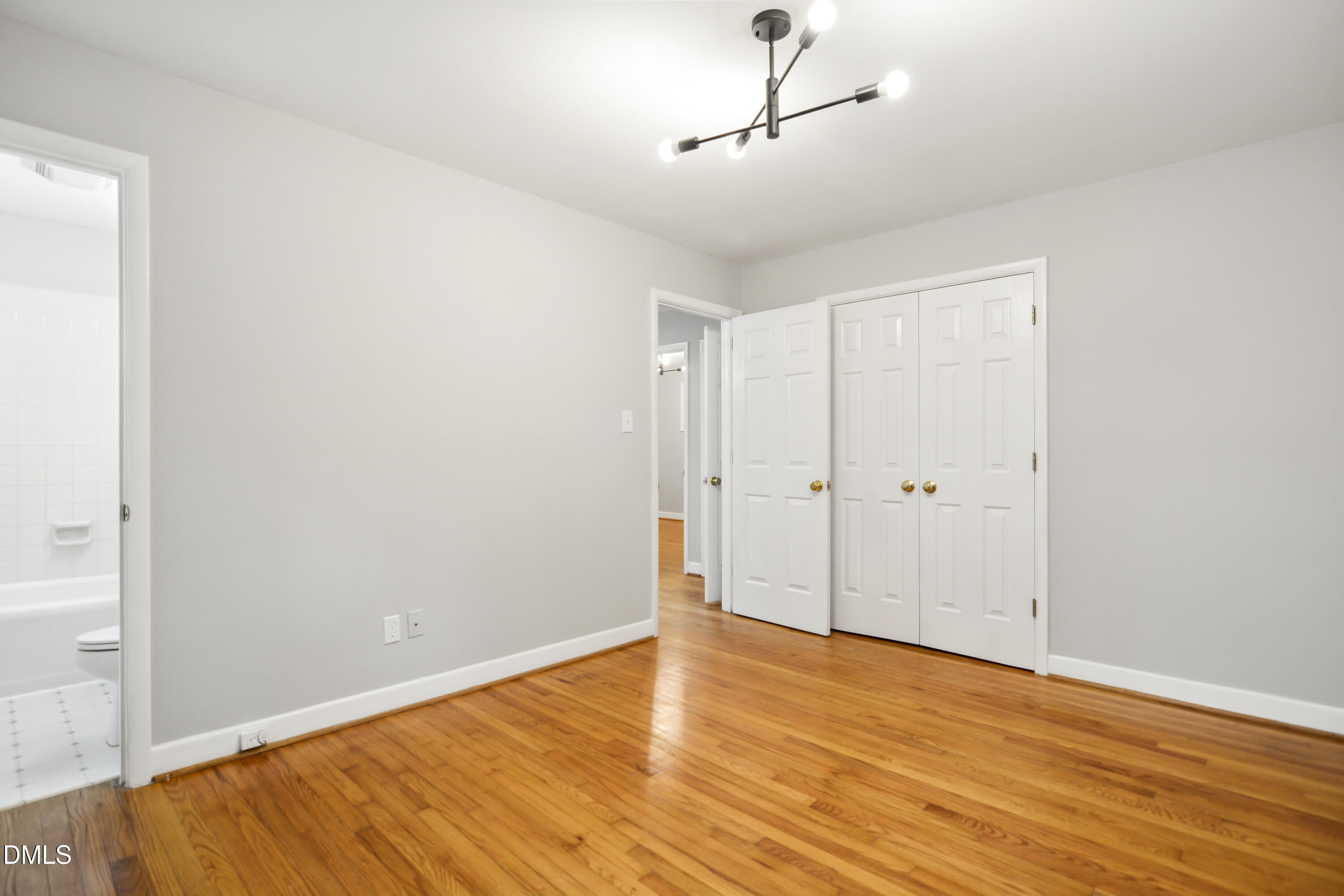 3408 Cherry Lane Raleigh, NC 27607 - Photo 10 of 26 16