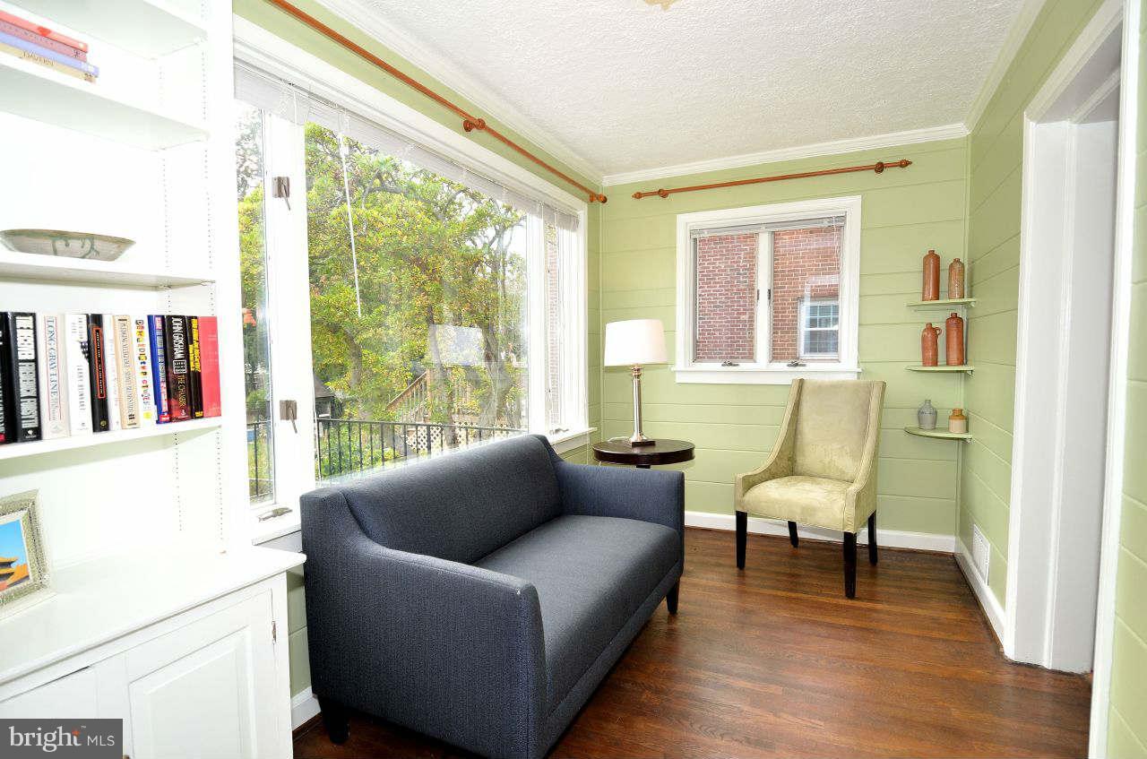 4406 River Road Northwest Washington, DC 20016 - Photo 12 of 30 Interior (General)