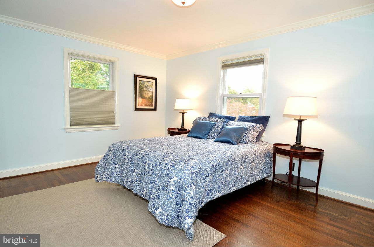 4406 River Road Northwest Washington, DC 20016 - Photo 16 of 30 Bedroom (Master)