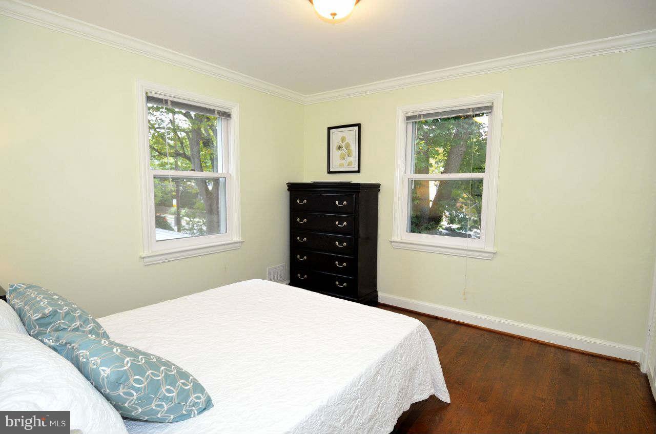 4406 River Road Northwest Washington, DC 20016 - Photo 21 of 30 Bedroom #2