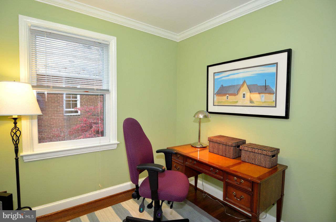 4406 River Road Northwest Washington, DC 20016 - Photo 22 of 30 Bedroom #3