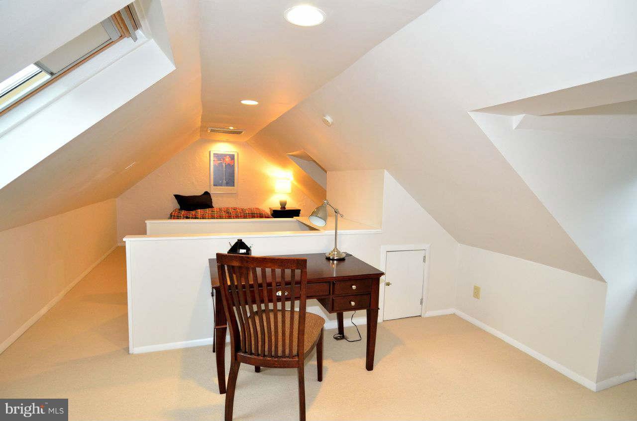 4406 River Road Northwest Washington, DC 20016 - Photo 25 of 30 Finished attic