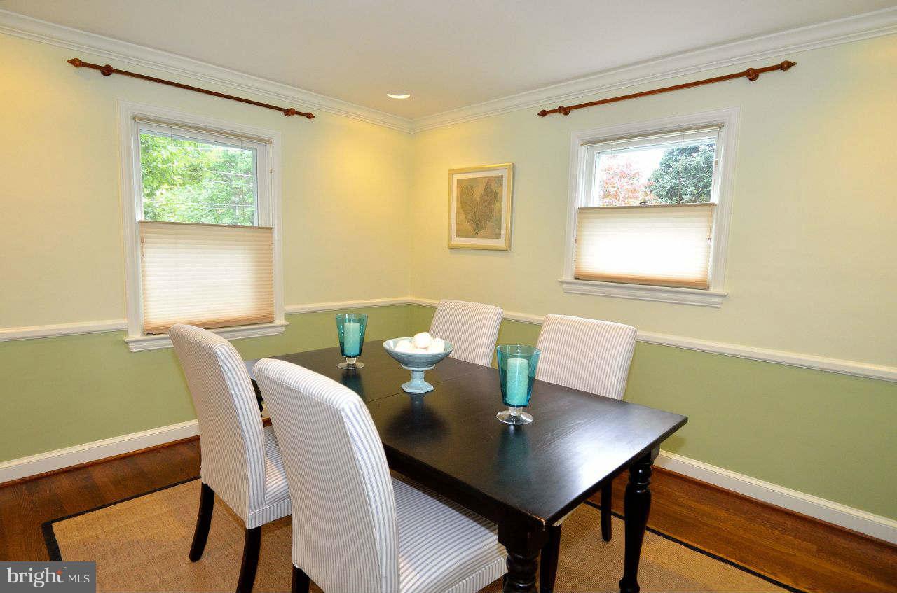 4406 River Road Northwest Washington, DC 20016 - Photo 5 of 30 Dining Room