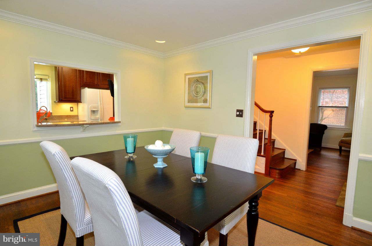4406 River Road Northwest Washington, DC 20016 - Photo 8 of 30 Dining Room