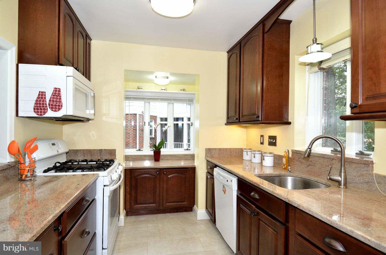 4406 River Road Northwest Washington, DC 20016 - Photo 9 of 30 Kitchen