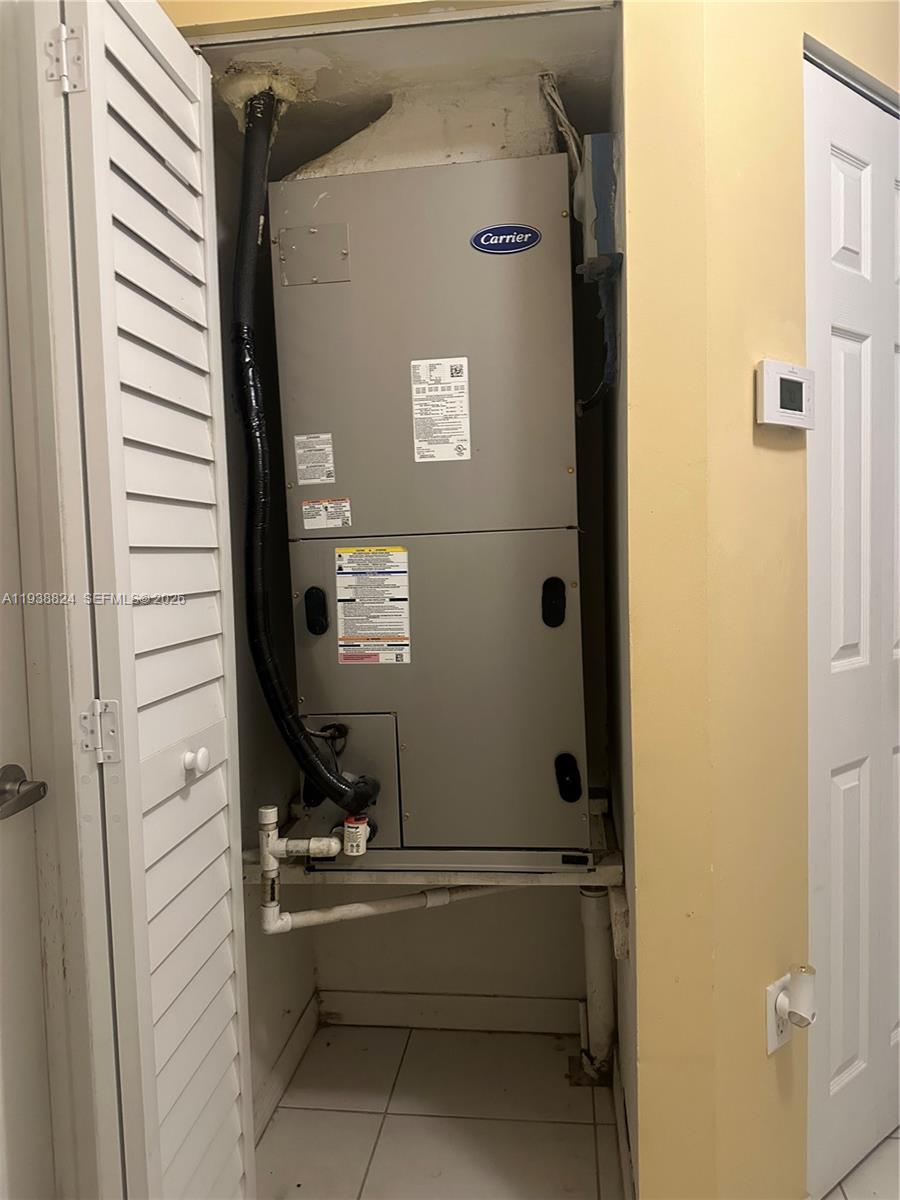 13874 Southwest 256th Terrace Homestead, FL 33032 - Photo 17 of 24