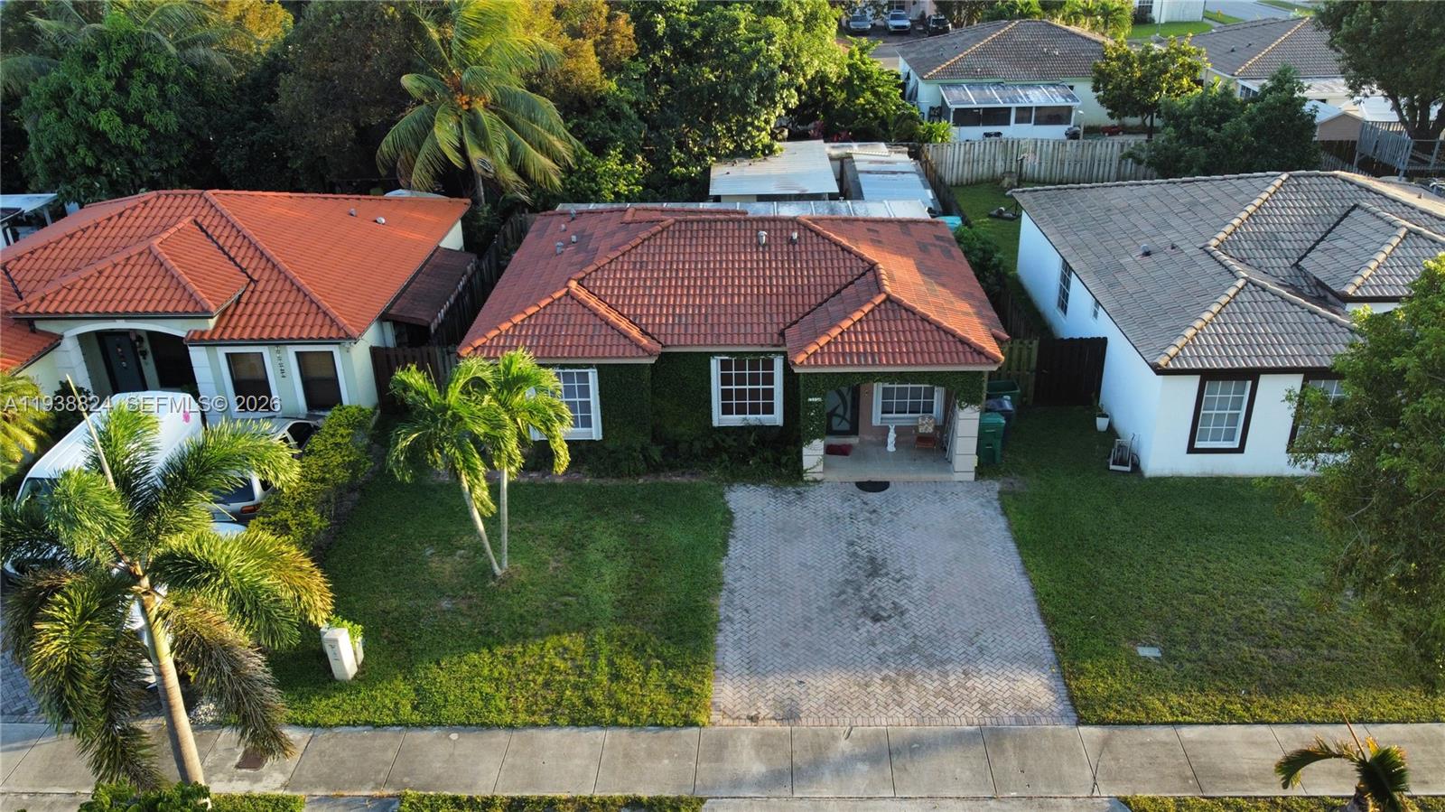 13874 Southwest 256th Terrace Homestead, FL 33032 - Photo 2 of 24