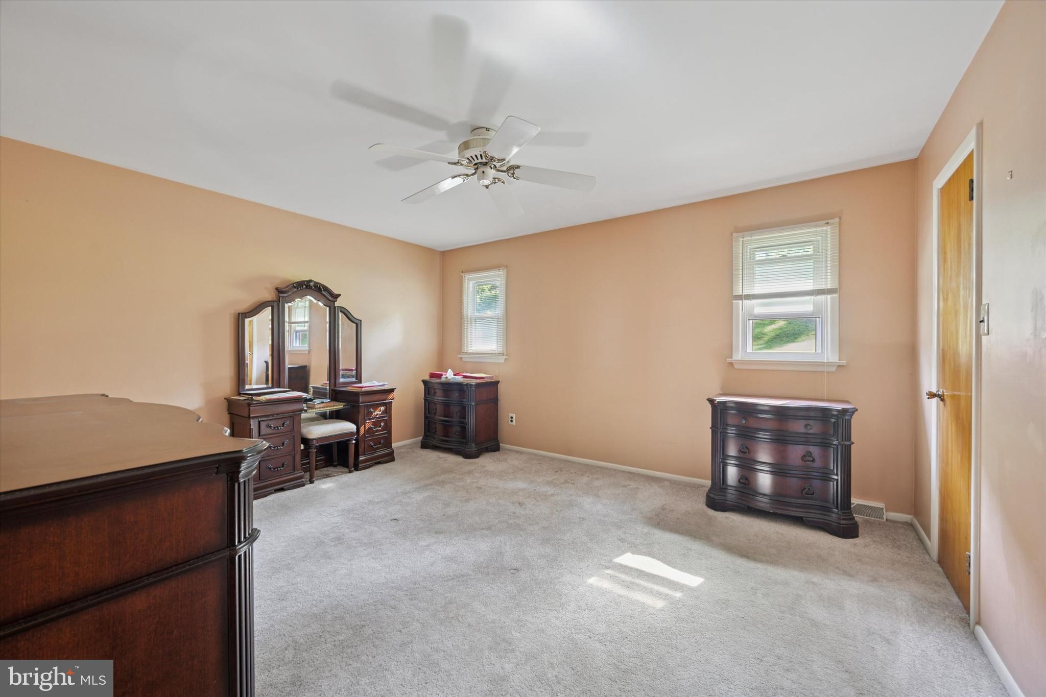 647 Glendale Road Havertown, PA 19083 - Photo 27 of 35 Gallery Image 27
