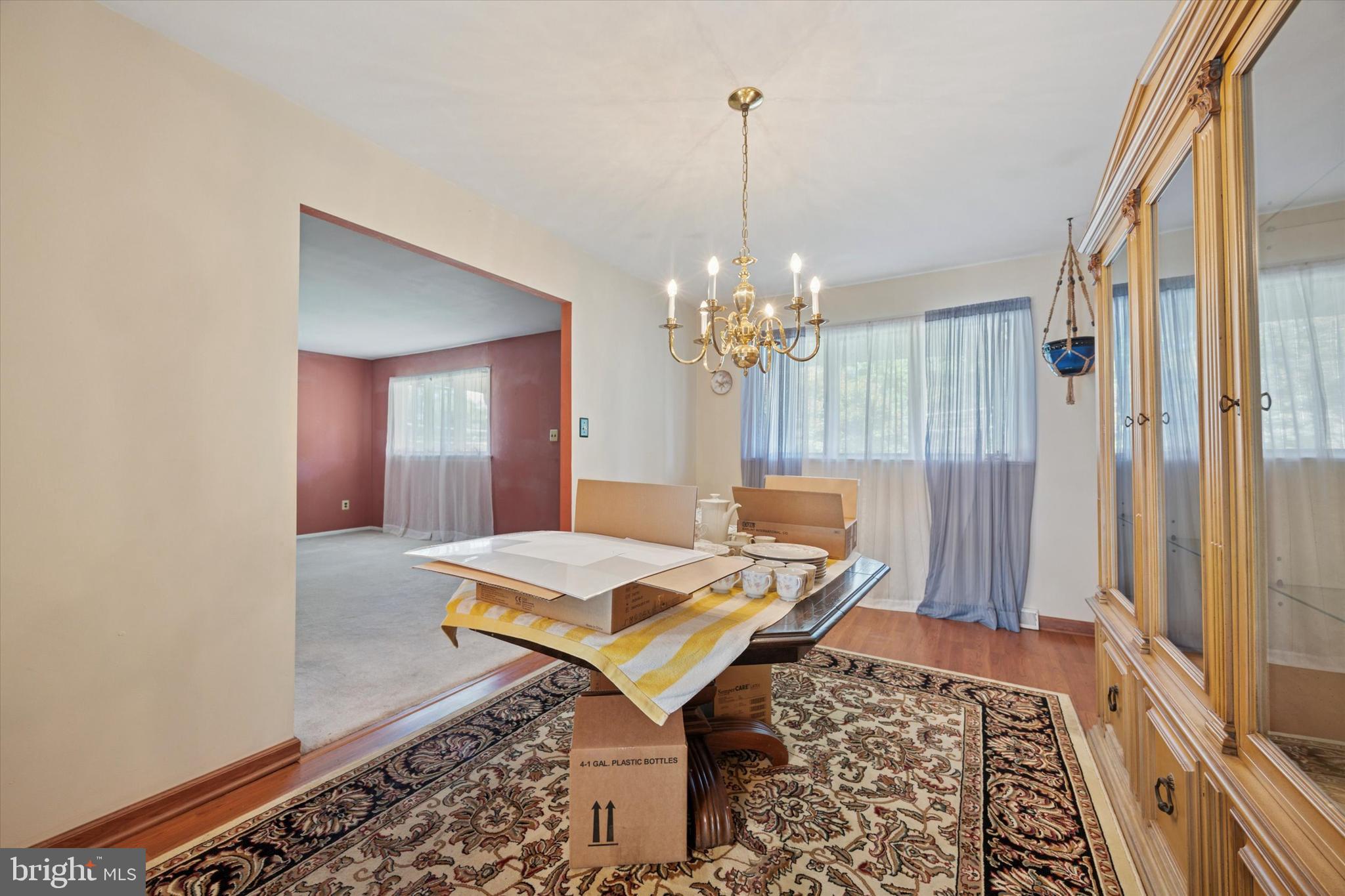 647 Glendale Road Havertown, PA 19083 - Photo 10 of 35 Gallery Image 10
