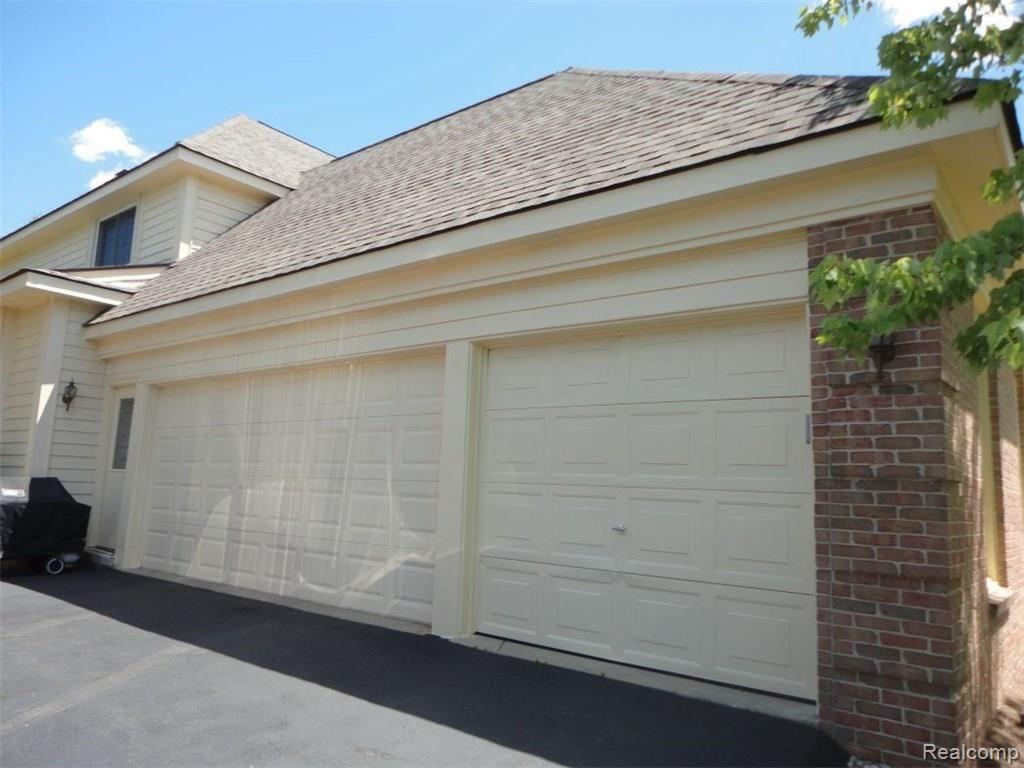 652 Cherry Tree Lane Rochester Hills, MI 48306 - Photo 34 of 42