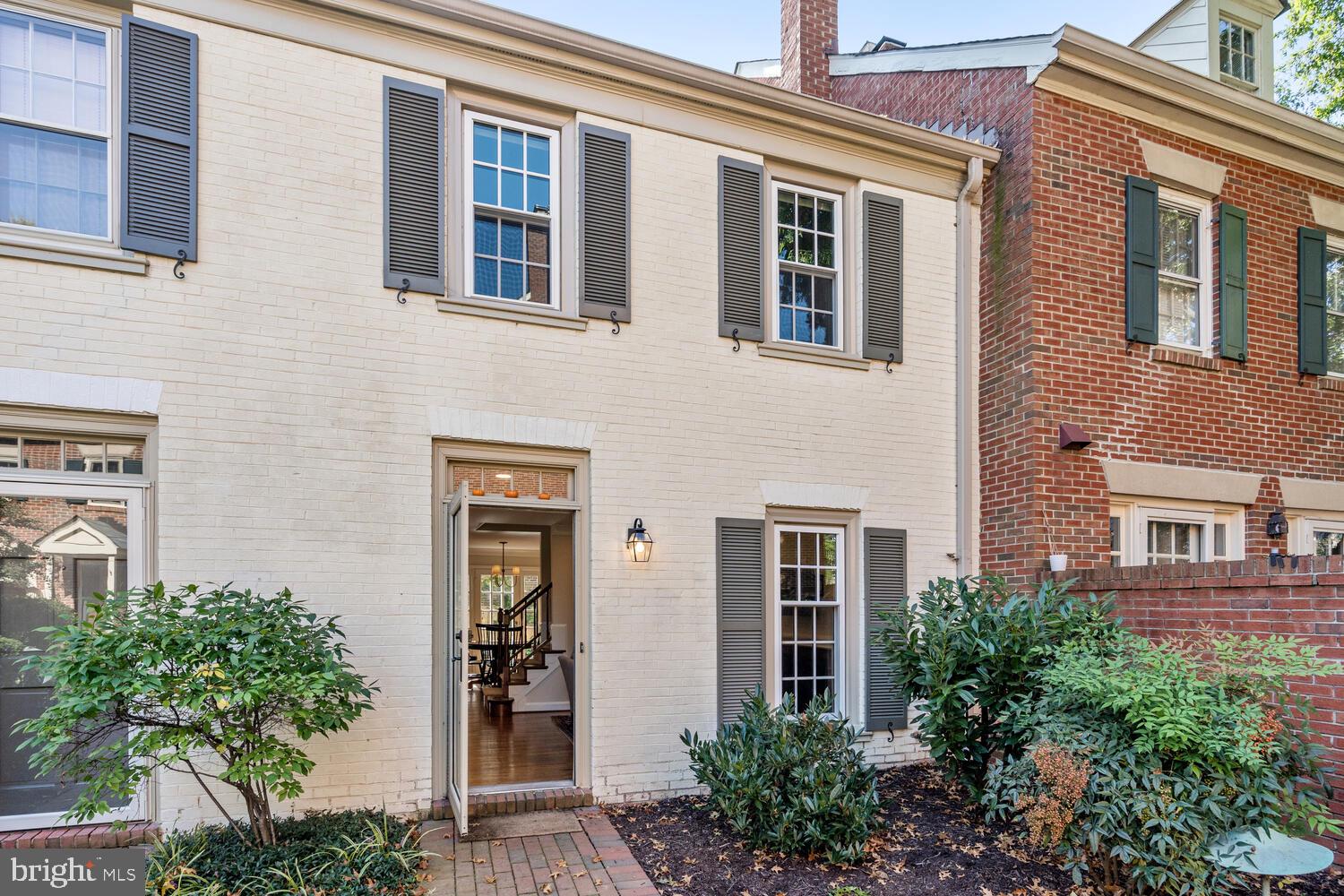 1215 Portner Road Alexandria, VA 22314 - Photo 3 of 25