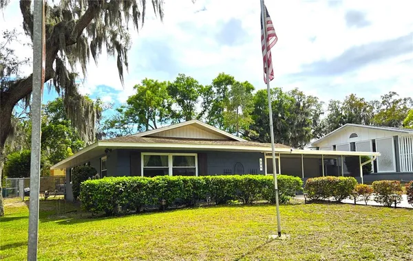 $299,000 | 506 East Gottsche Avenue, Eustis, FL 32726