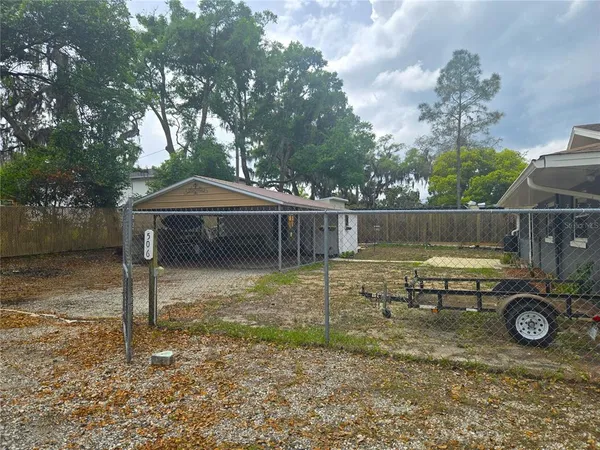 $299,000 | 506 East Gottsche Avenue, Eustis, FL 32726