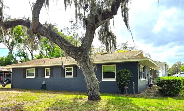 $299,000 | 506 East Gottsche Avenue, Eustis, FL 32726