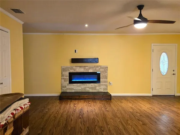 $299,000 | 506 East Gottsche Avenue, Eustis, FL 32726