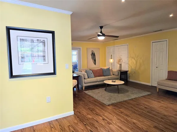 $299,000 | 506 East Gottsche Avenue, Eustis, FL 32726