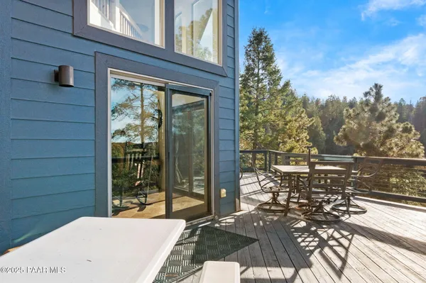 a house view with a outdoor space