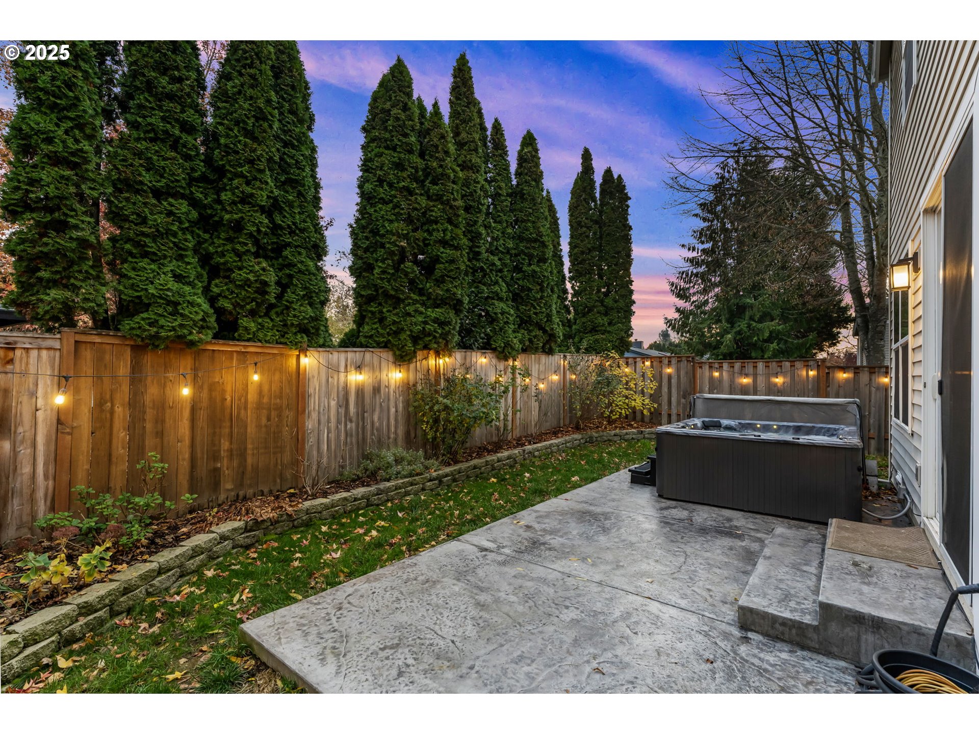 18186 Southwest Strathmoor Street Beaverton, OR 97007 - Photo 28 of 35 a view of swimming pool with a yard and green space