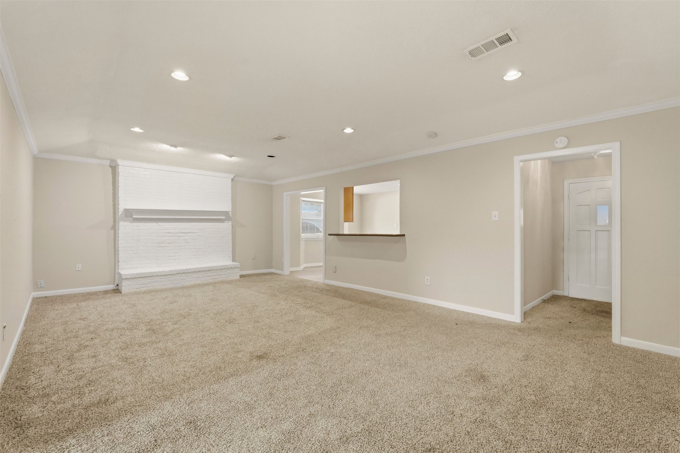 810 Sunnybrook Lane Baytown, TX 77521 - Photo 13 of 27