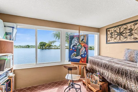 $210,000 | 1118 Lake Terrace, Unit 217H, Boynton Beach, FL 33426
