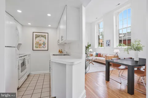 $599,900 | 410 5th Street Northeast, Unit 13, Washington, DC 20002