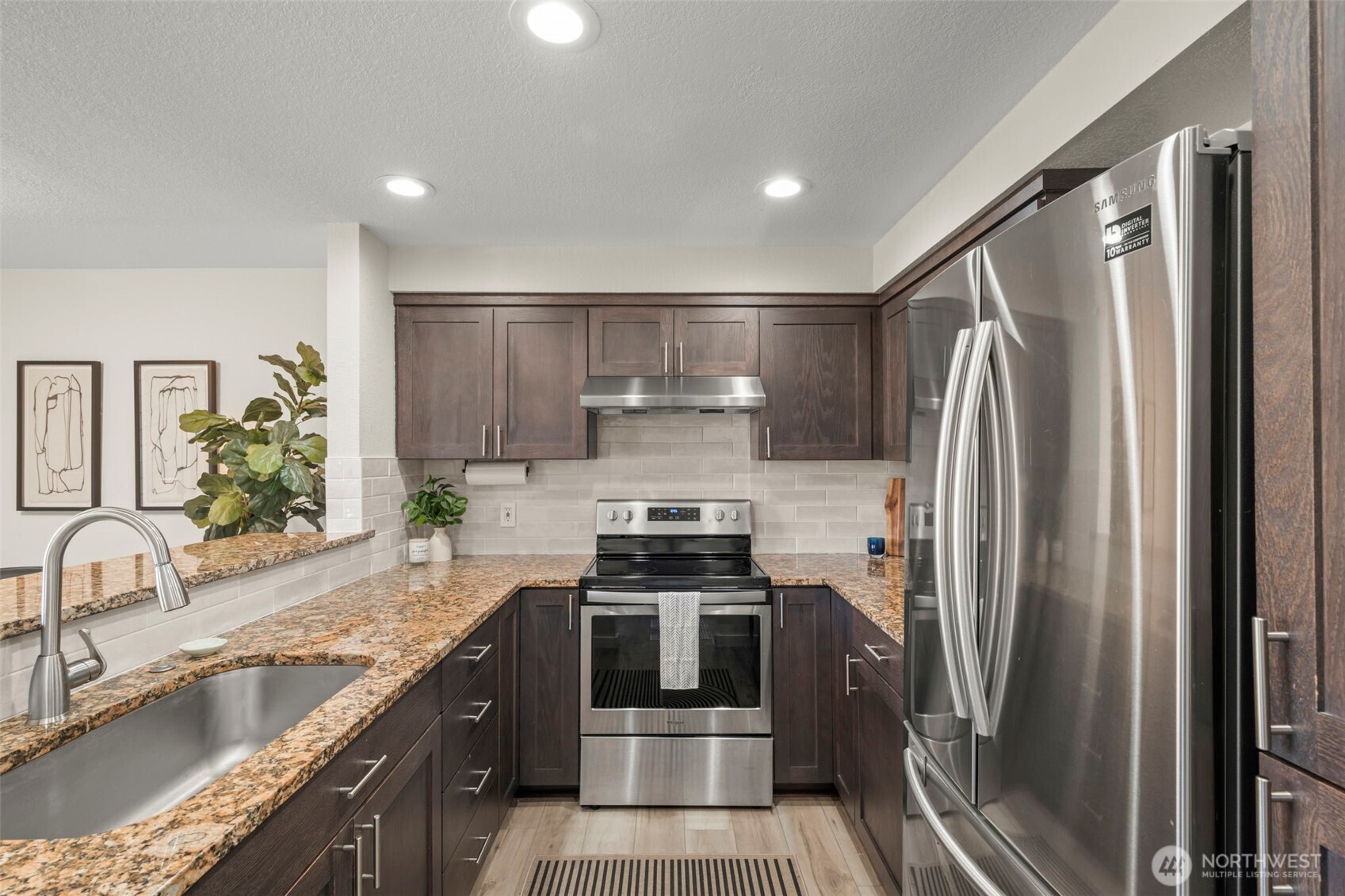 1319 South Puget Drive, Unit D15 Renton, WA 98055 - Photo 14 of 29 Gallery Image 14