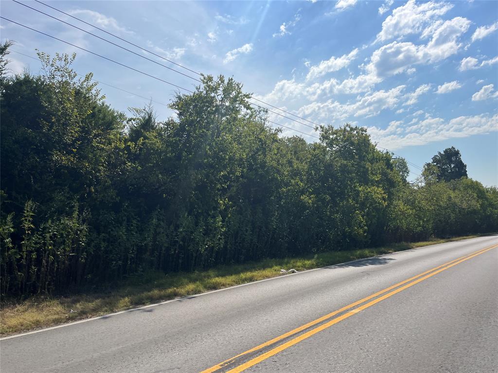 215 North Houston School Road Lancaster, TX 75146 - Photo 10 of 13 a view of a street