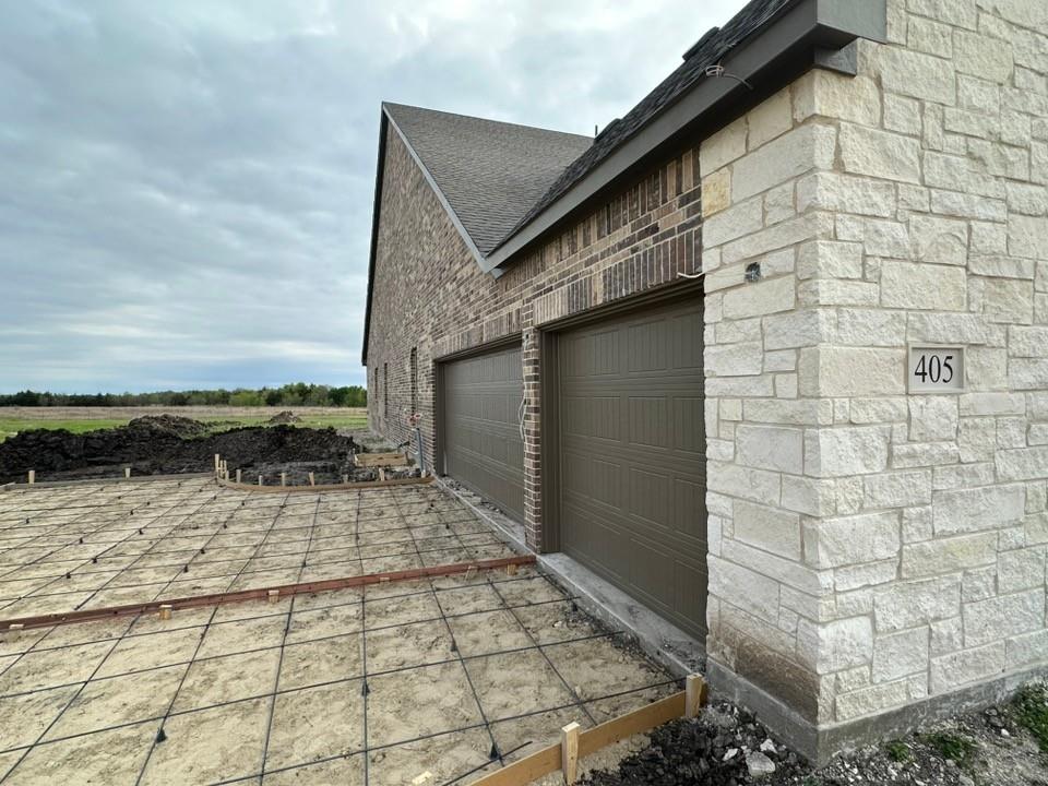 405 Cobb Road Leonard, TX 75452 - Photo 4 of 27 a backyard of a house