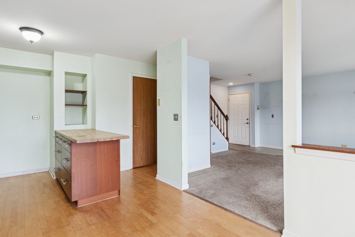 1344 South Lorraine Road, Unit C Wheaton, IL 60189 - Photo 9 of 22