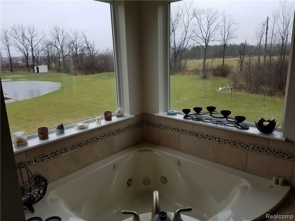 4466 Evans Road Holly, MI 48442 - Photo 32 of 38 20170406_161947.jpg