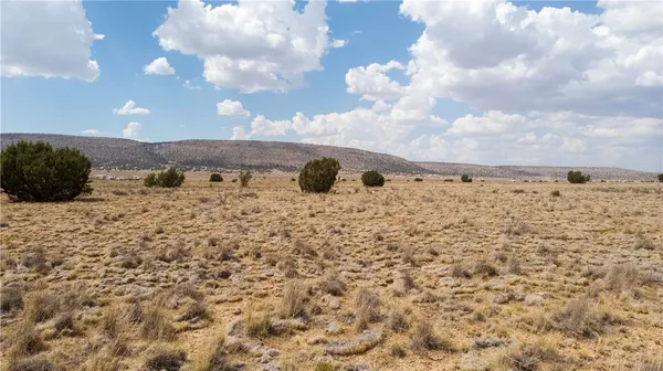 $30,000 | 53177 Arroyo Drive, Seligman, AZ 86337