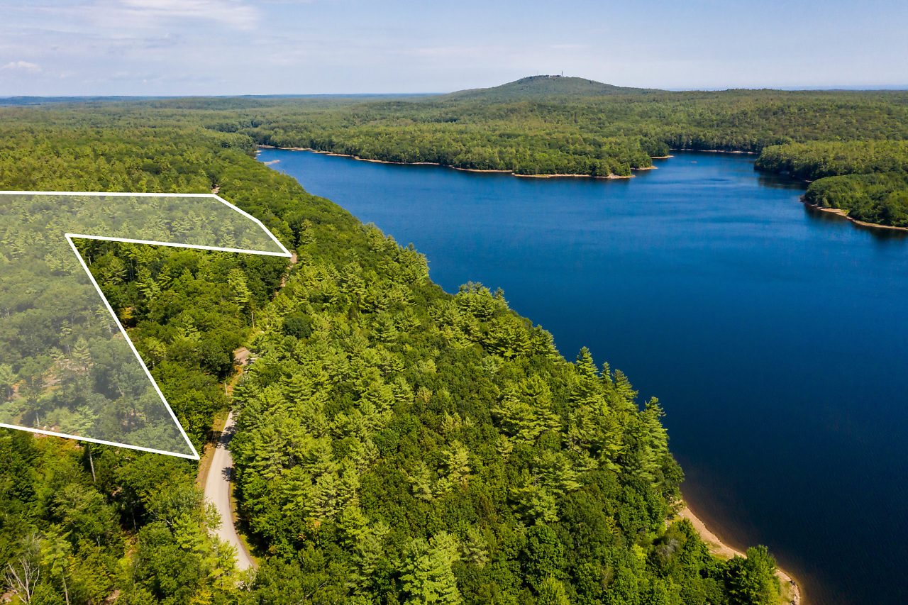 246 Bell Marsh Road York, ME 03909 - Photo 4 of 17 Gallery Image 4