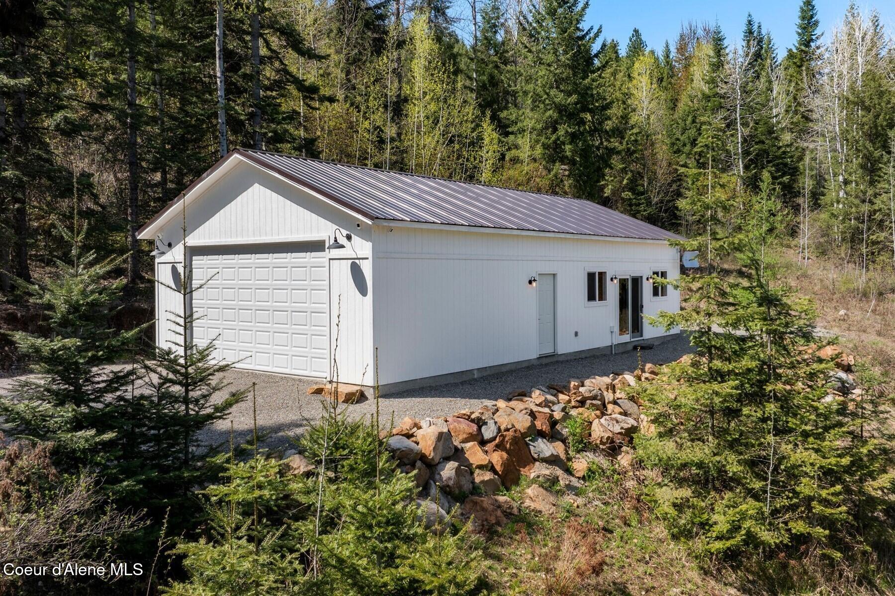 247 Living Waters Way Priest River, ID 83856 - Photo 14 of 29 2 Car Garage