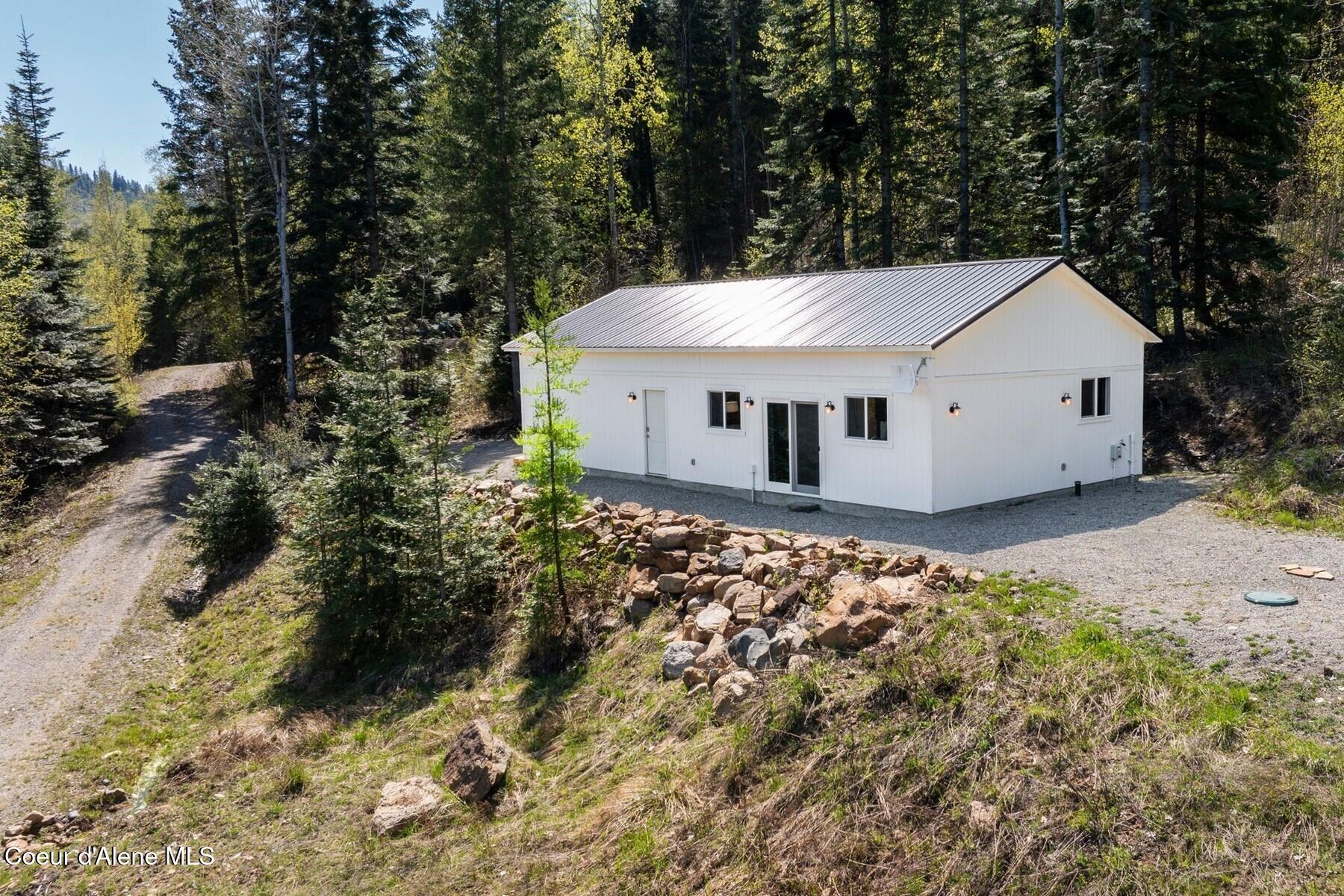 247 Living Waters Way Priest River, ID 83856 - Photo 20 of 29 Front of House
