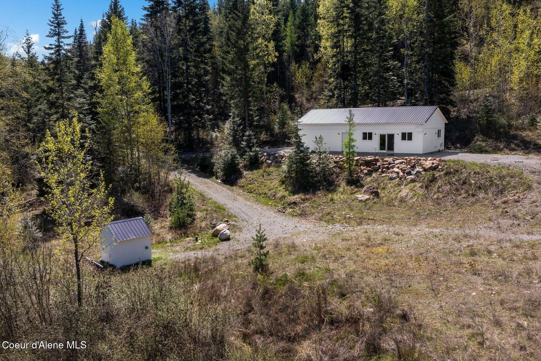 247 Living Waters Way Priest River, ID 83856 - Photo 21 of 29 Front of House