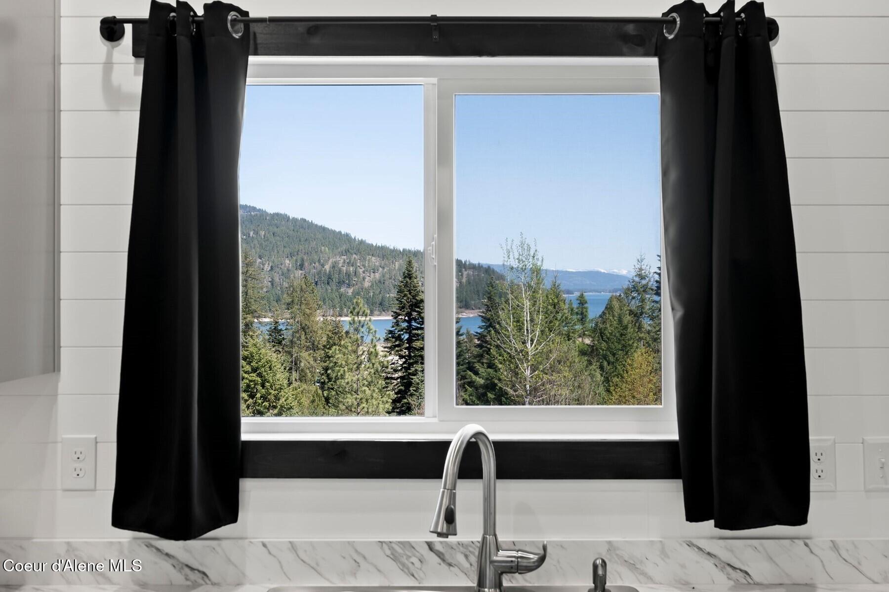 247 Living Waters Way Priest River, ID 83856 - Photo 9 of 29 Kitchen